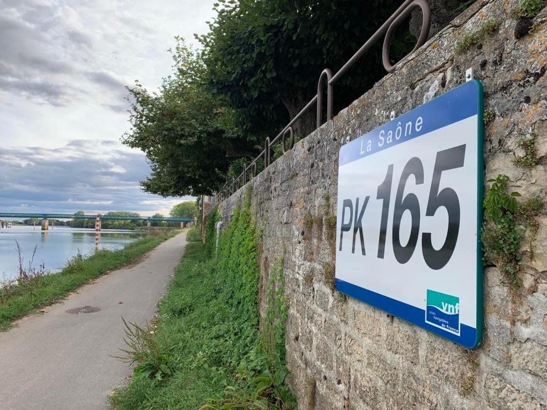 Les Annexes Vila Verdun-sur-le-Doubs Exterior foto